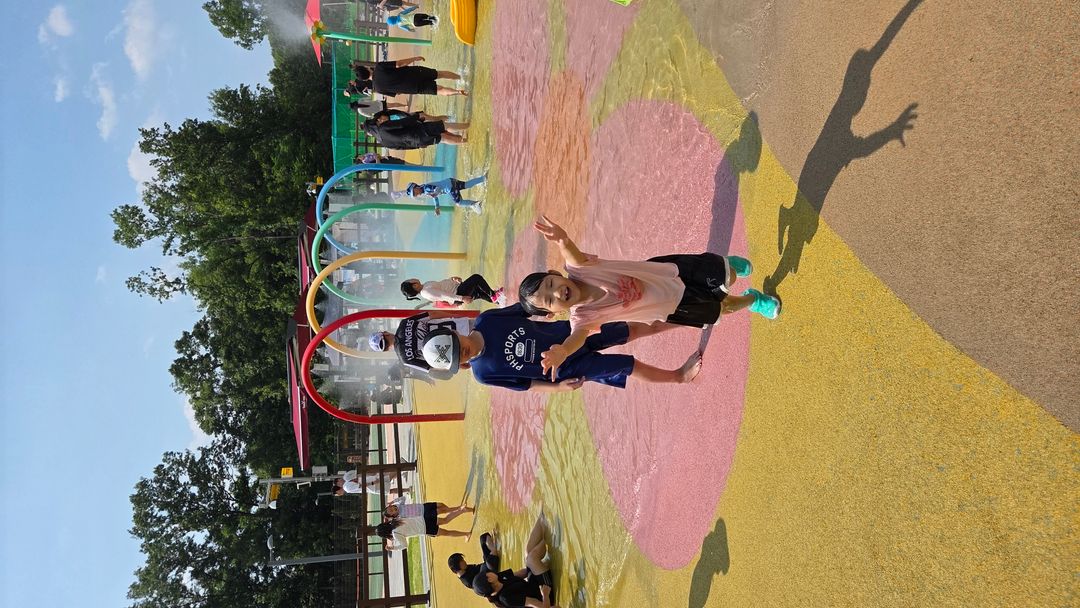 https://image.mom-mom.net/eyJidWNrZXQiOiJtb21tb20tbW9tc3RvdWNoIiwia2V5IjoicGxhY2VzLzZhNTRhNzlkY2NkMmI1ZTA0OWFmOWMxNi5qcGciLCJlZGl0cyI6eyJyZXNpemUiOnsid2lkdGgiOjUwMCwiaGVpZ2h0IjoyODF9fX0=