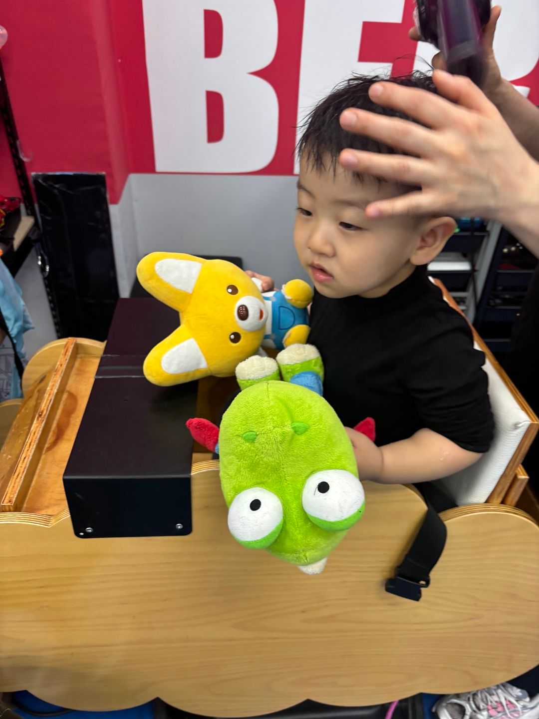 https://image.mom-mom.net/eyJidWNrZXQiOiJtb21tb20tbW9tc3RvdWNoIiwia2V5IjoicGxhY2VzLzZhNTY3ZWJlZjA3MjViYTQ1OTVlMjVjZi5qcGVnIiwiZWRpdHMiOnsicmVzaXplIjp7IndpZHRoIjozNzUsImhlaWdodCI6NTAwfX19