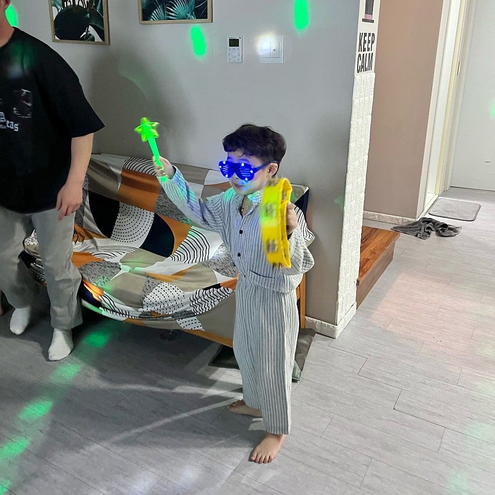 https://image.mom-mom.net/eyJidWNrZXQiOiJtb21tb20tbW9tc3RvdWNoIiwia2V5IjoicGxhY2VzLzZhNWIwNzg5MzYzNGExMjhmYTk3NzU3Mi5qcGVnIiwiZWRpdHMiOnsicmVzaXplIjp7IndpZHRoIjo1MDAsImhlaWdodCI6NTAwfX19