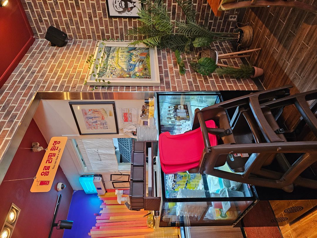 https://image.mom-mom.net/eyJidWNrZXQiOiJtb21tb20tbW9tc3RvdWNoIiwia2V5IjoicGxhY2VzLzZhNmY1NmI0NmE1ZTBiMjFmYjBiZDcyNy5qcGciLCJlZGl0cyI6eyJyZXNpemUiOnsid2lkdGgiOjUwMCwiaGVpZ2h0IjozNzV9fX0=