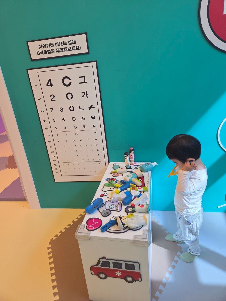 https://image.mom-mom.net/eyJidWNrZXQiOiJtb21tb20tbW9tc3RvdWNoIiwia2V5IjoicGxhY2VzLzZhMGYxN2IzNTRjZjkzZWZiZmE3NjQzNi5qcGciLCJlZGl0cyI6eyJyZXNpemUiOnsid2lkdGgiOjM3NSwiaGVpZ2h0Ijo1MDB9fX0=