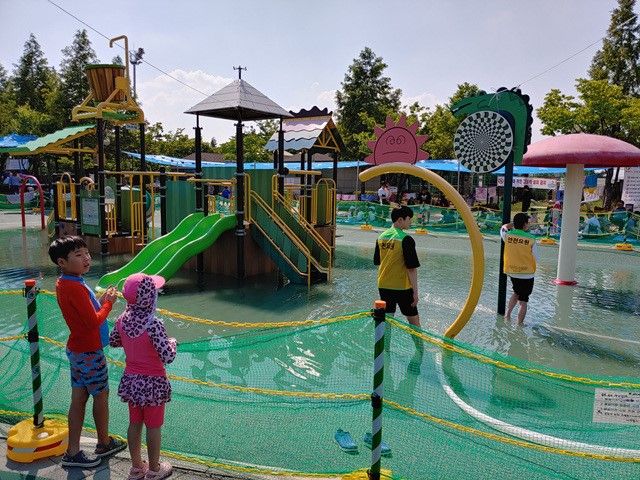 https://image.mom-mom.net/eyJidWNrZXQiOiJtb21tb20tbW9tc3RvdWNoIiwia2V5IjoicGxhY2VzLzZhMmI3NDFhMzU5NWE0MGYzOGQ5YTg4Zi5qcGciLCJlZGl0cyI6eyJyZXNpemUiOnsid2lkdGgiOjUwMCwiaGVpZ2h0IjozNzV9fX0=