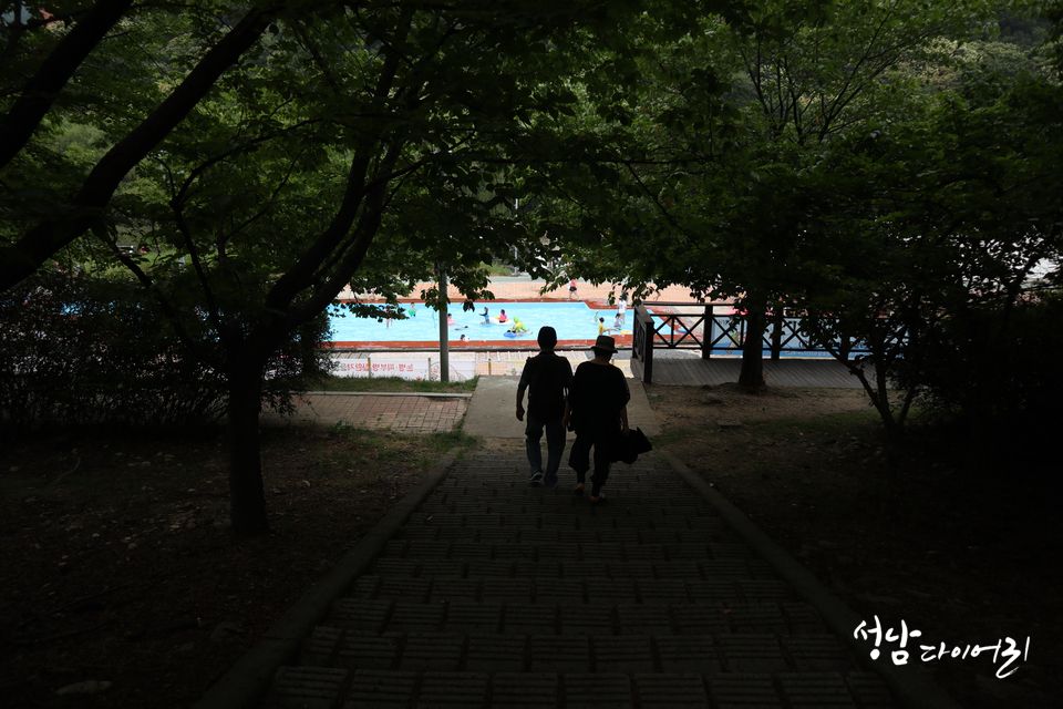 https://image.mom-mom.net/eyJidWNrZXQiOiJtb21tb20tbW9tc3RvdWNoIiwia2V5IjoicGxhY2VzLzZhMzExMzUyZTY5NmQ0MTJiNGMxNTk3Ny5qcGciLCJlZGl0cyI6eyJyZXNpemUiOnsid2lkdGgiOjUwMCwiaGVpZ2h0IjozMzN9fX0=