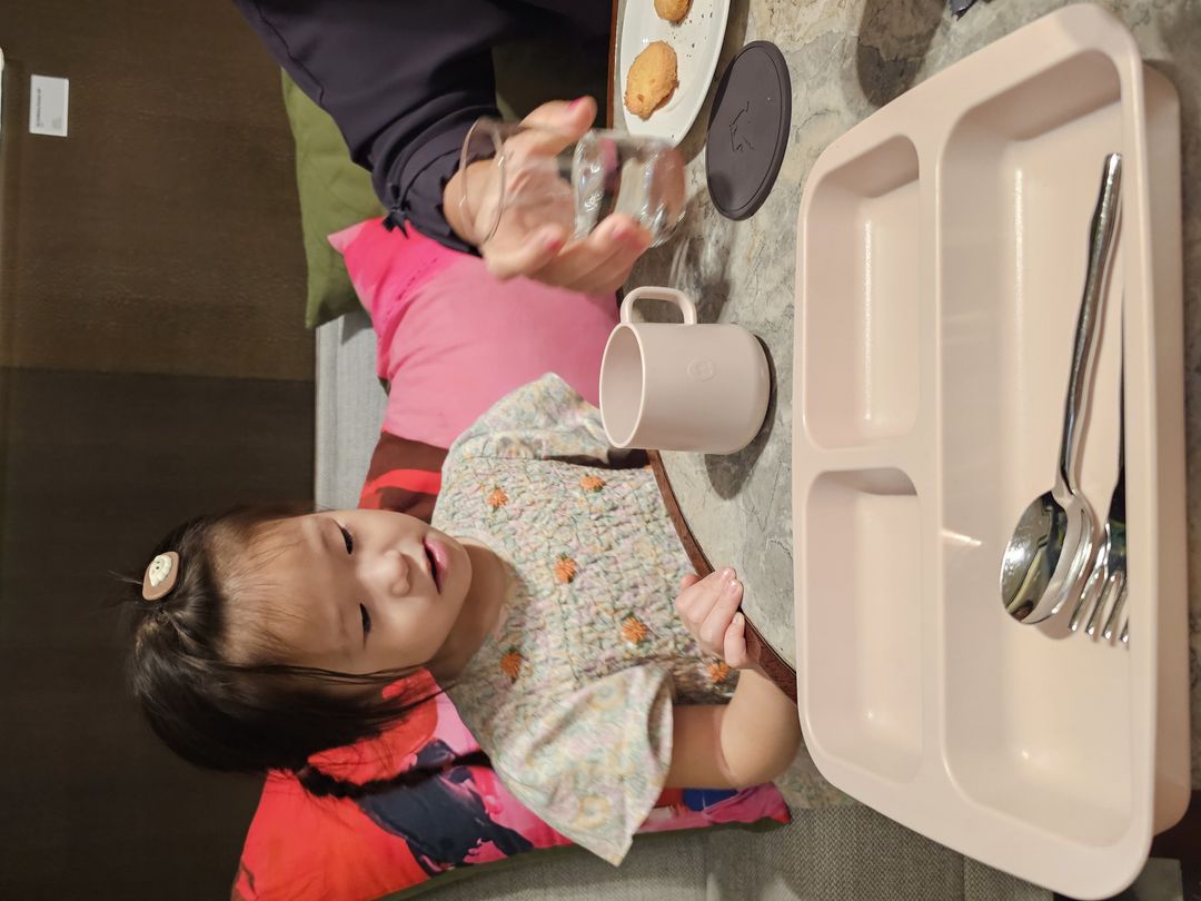 https://image.mom-mom.net/eyJidWNrZXQiOiJtb21tb20tbW9tc3RvdWNoIiwia2V5IjoicGxhY2VzLzZhYTUzOWFmNDljN2U1NjRiN2FiNzE0NC5qcGciLCJlZGl0cyI6eyJyZXNpemUiOnsid2lkdGgiOjUwMCwiaGVpZ2h0IjozNzV9fX0=