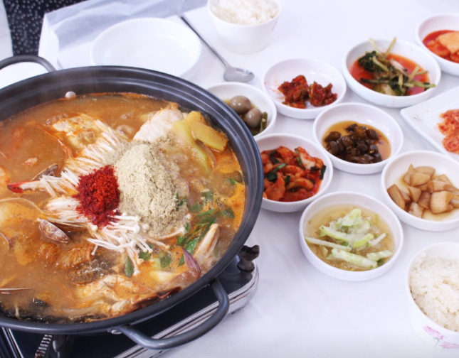 꽃지수산식당 안면도본점