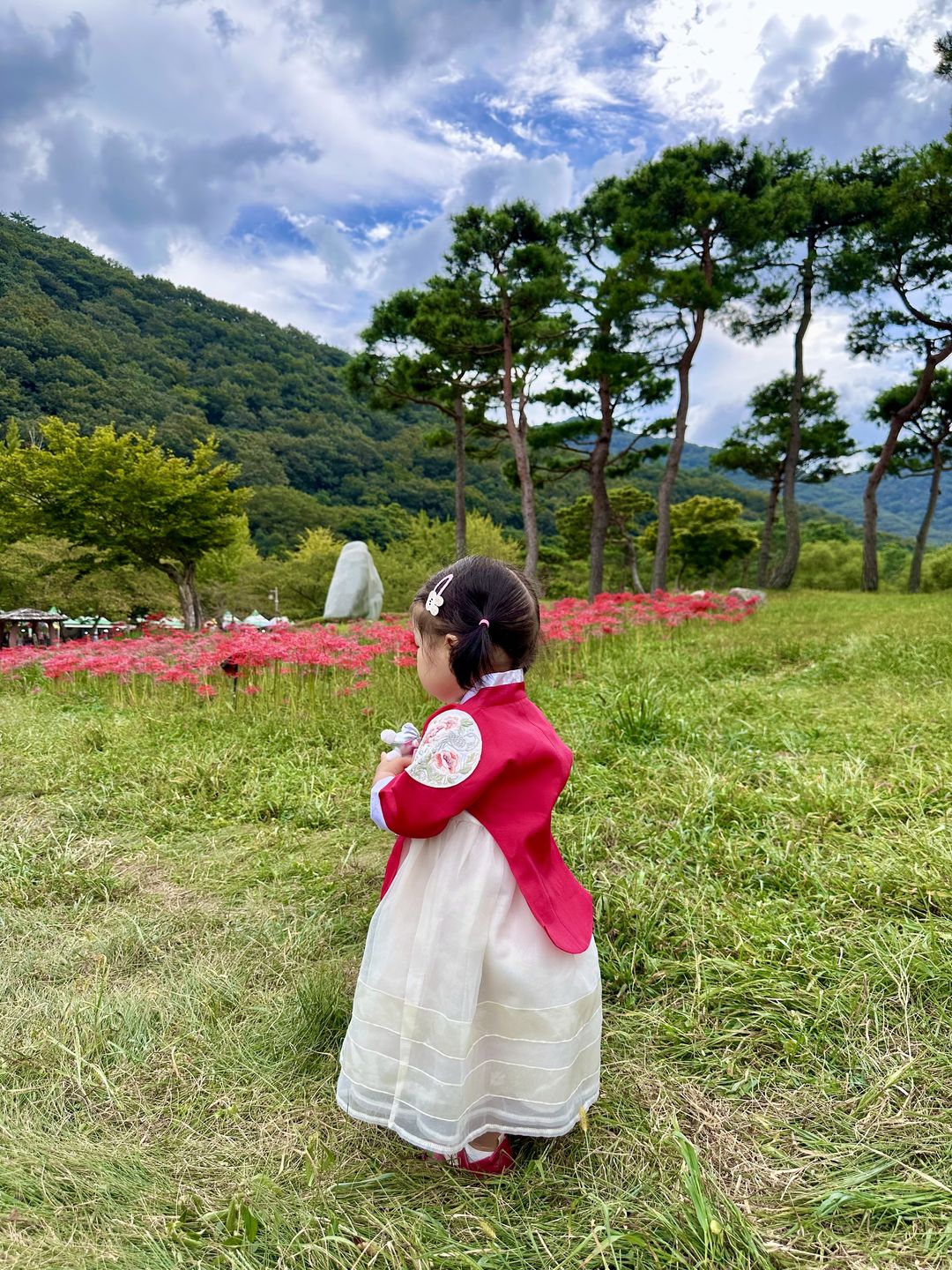 https://image.mom-mom.net/eyJidWNrZXQiOiJtb21tb20tbW9tc3RvdWNoIiwia2V5IjoicGxhY2VzLzZhYjUxN2Q0MjQ1YmM0ODBlZjFmMjE1Yy5qcGciLCJlZGl0cyI6eyJyZXNpemUiOnsid2lkdGgiOjM3NSwiaGVpZ2h0Ijo1MDB9fX0=